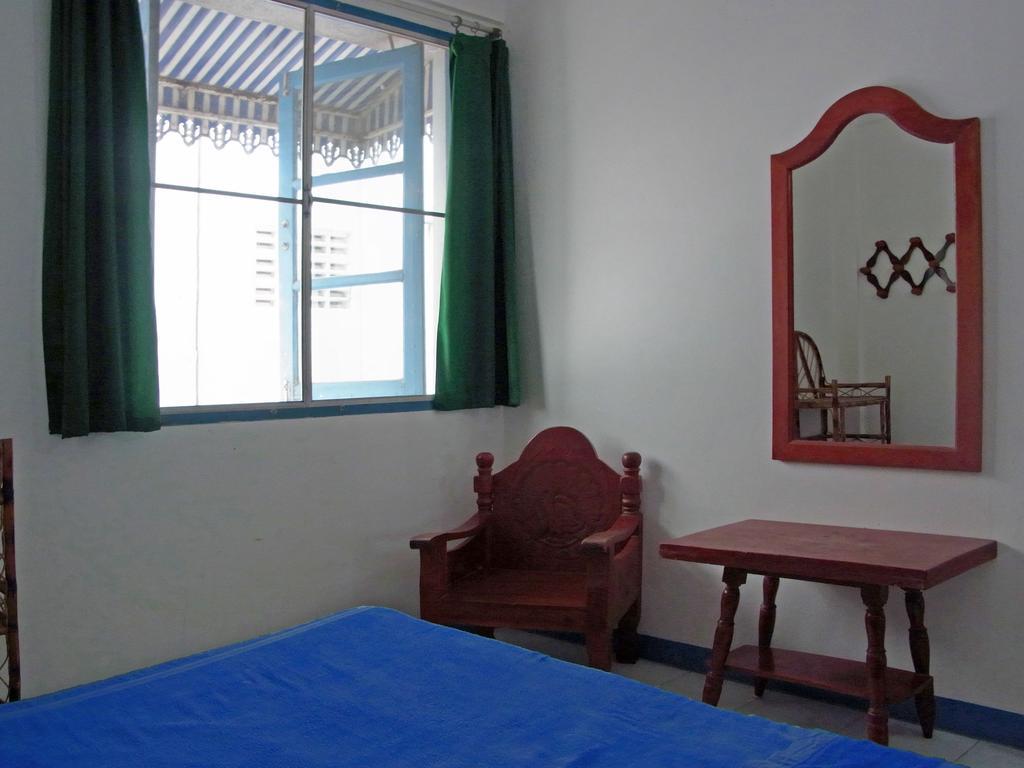 Niku Guesthouse Patong Exterior foto
