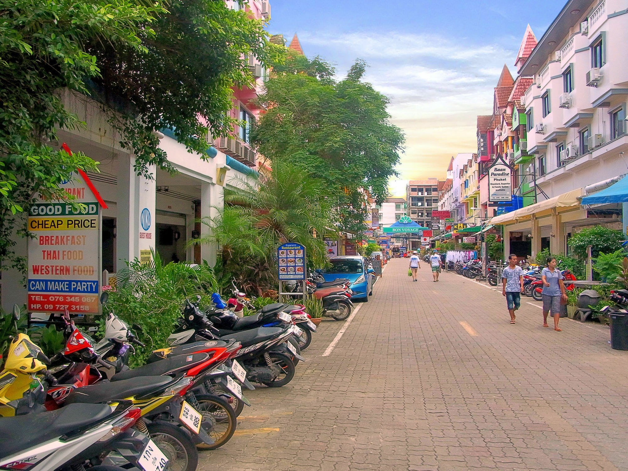 Niku Guesthouse Patong Exterior foto