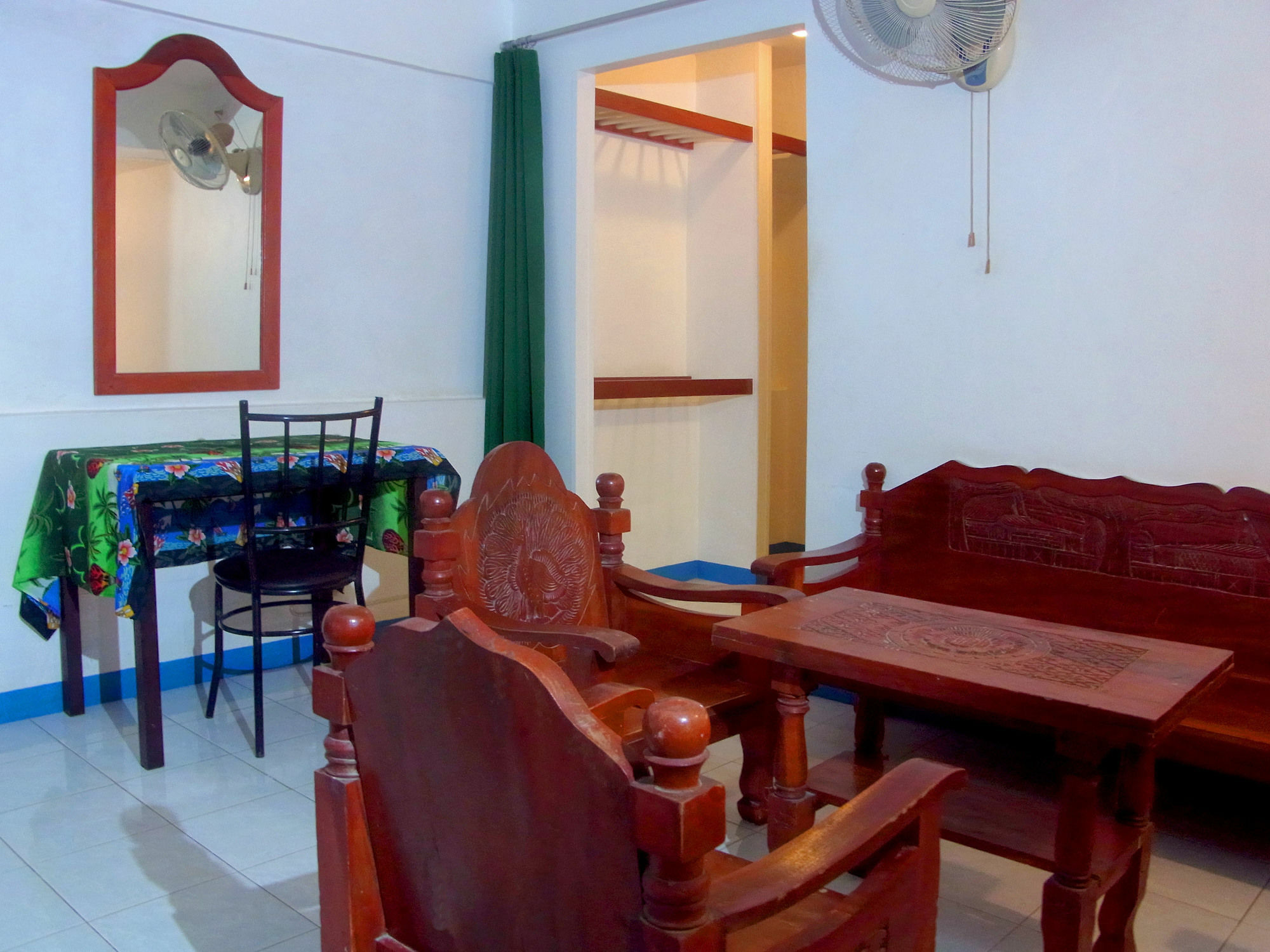 Niku Guesthouse Patong Exterior foto